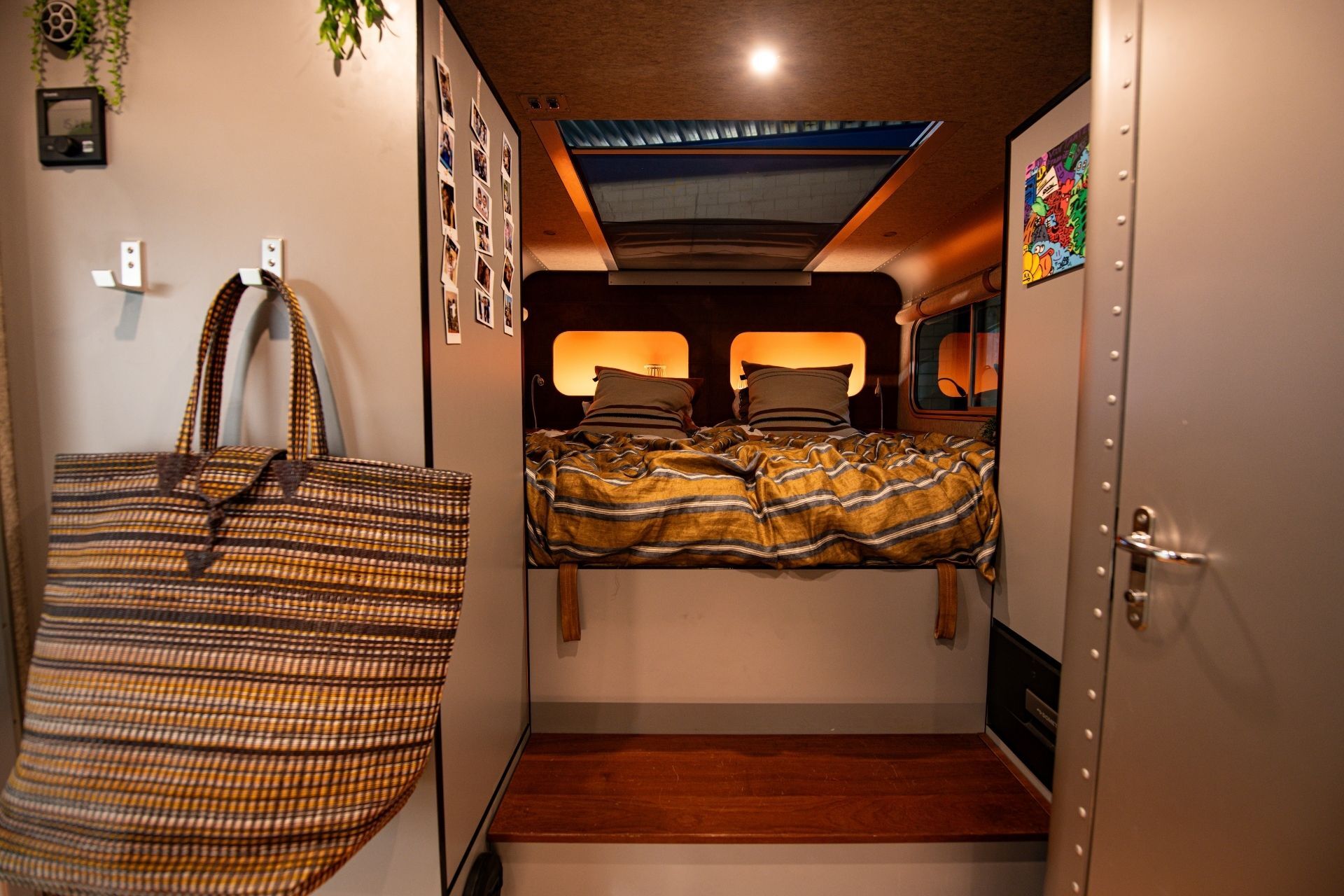 Image slider Scholarships (1920 x 1280 px) (3)