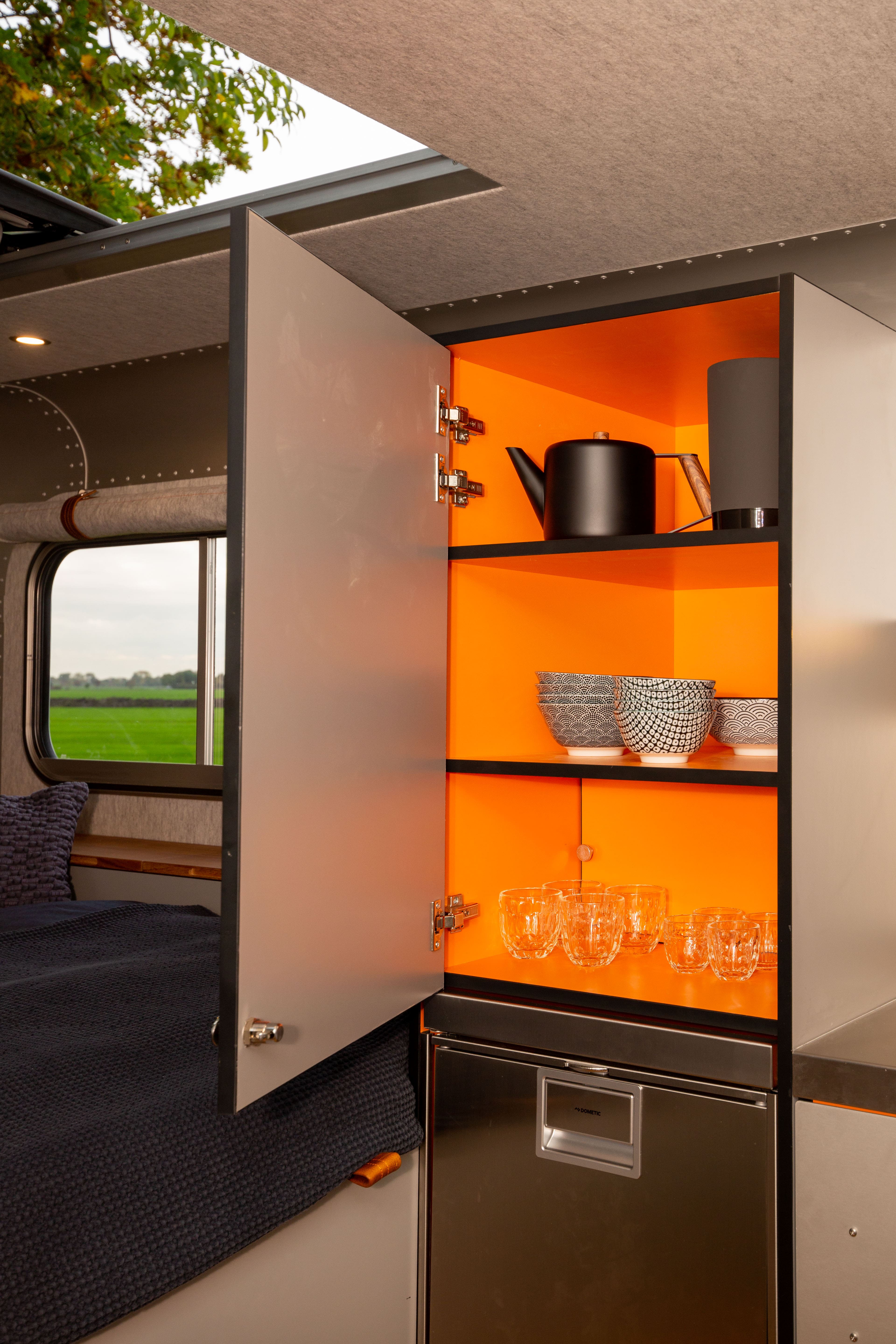 Lume Expedition opened cabinet